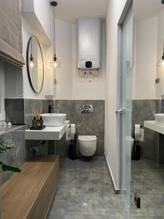 Apartman Tinea Zagabria Esterno foto